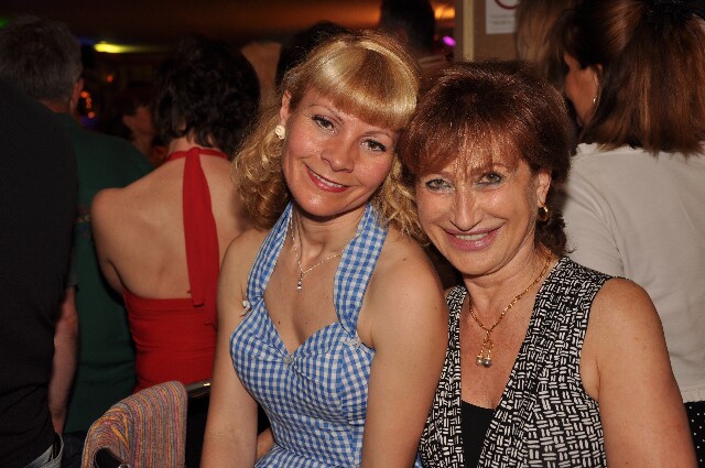 min 2009 05 06 cargo club 395